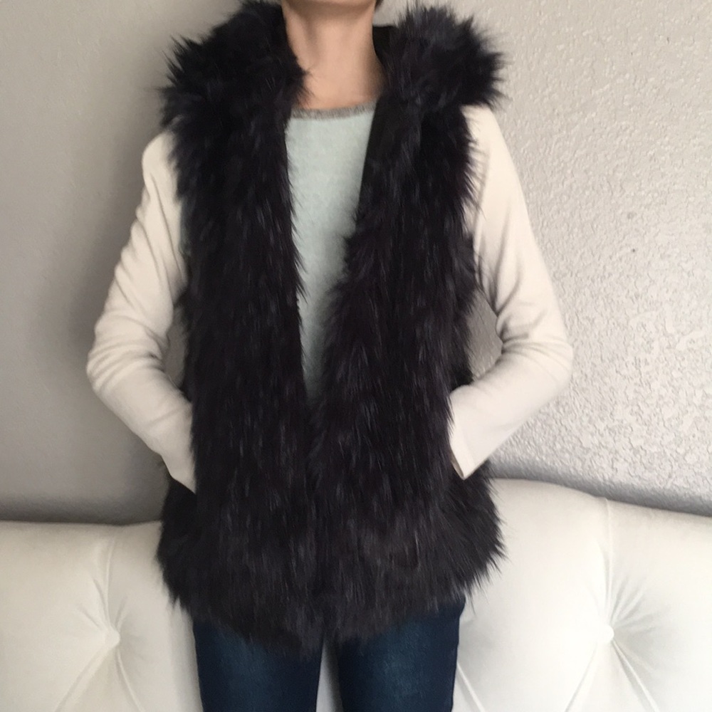 Girls faux fur hooded vest